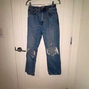 Abercrombie & Fitch Distressed Ultra High Rise Ankle Straight Blue Jeans (26/2s)